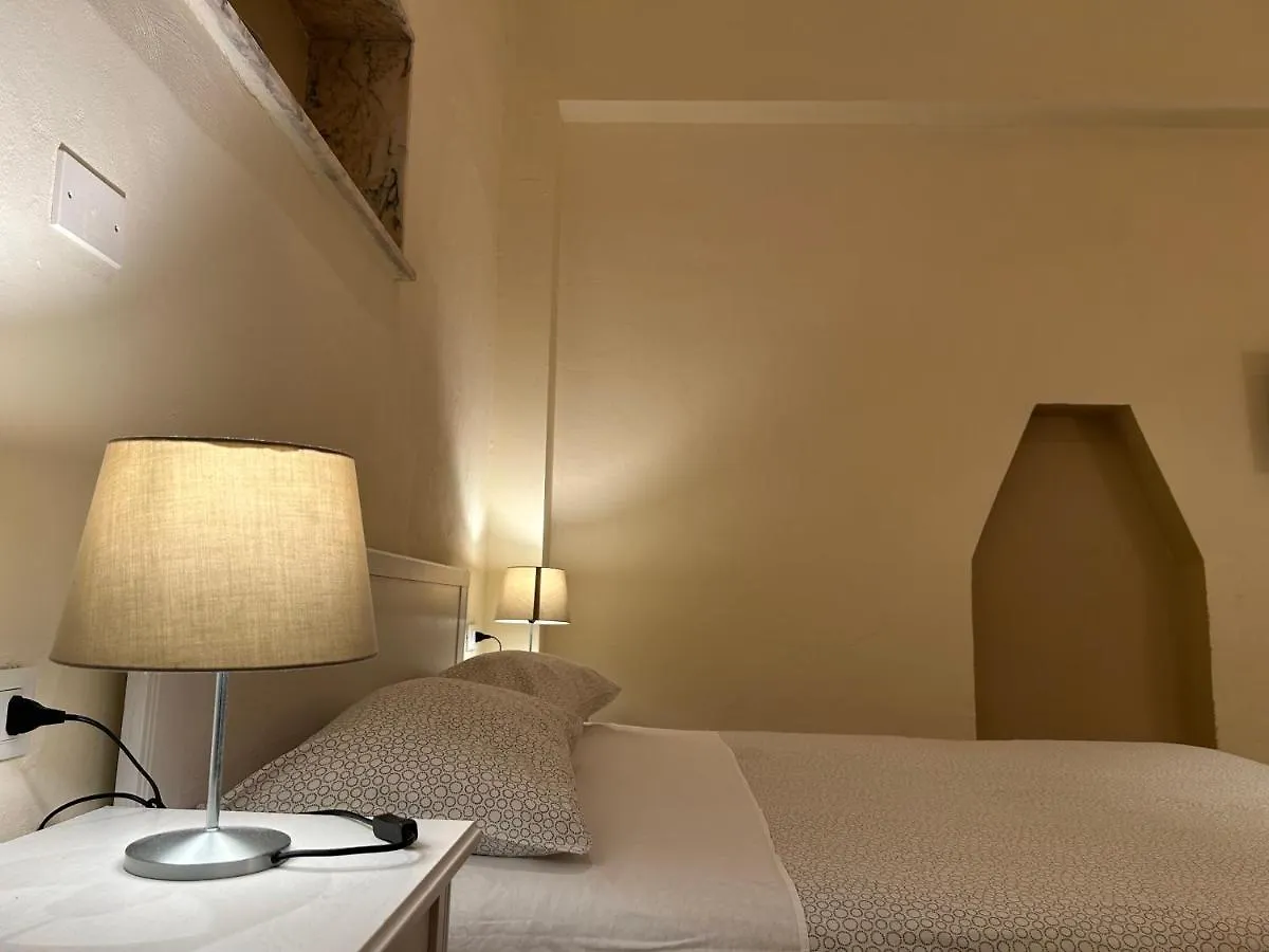 Apartment Nel Centro Della Citta Pistoia Guest house
