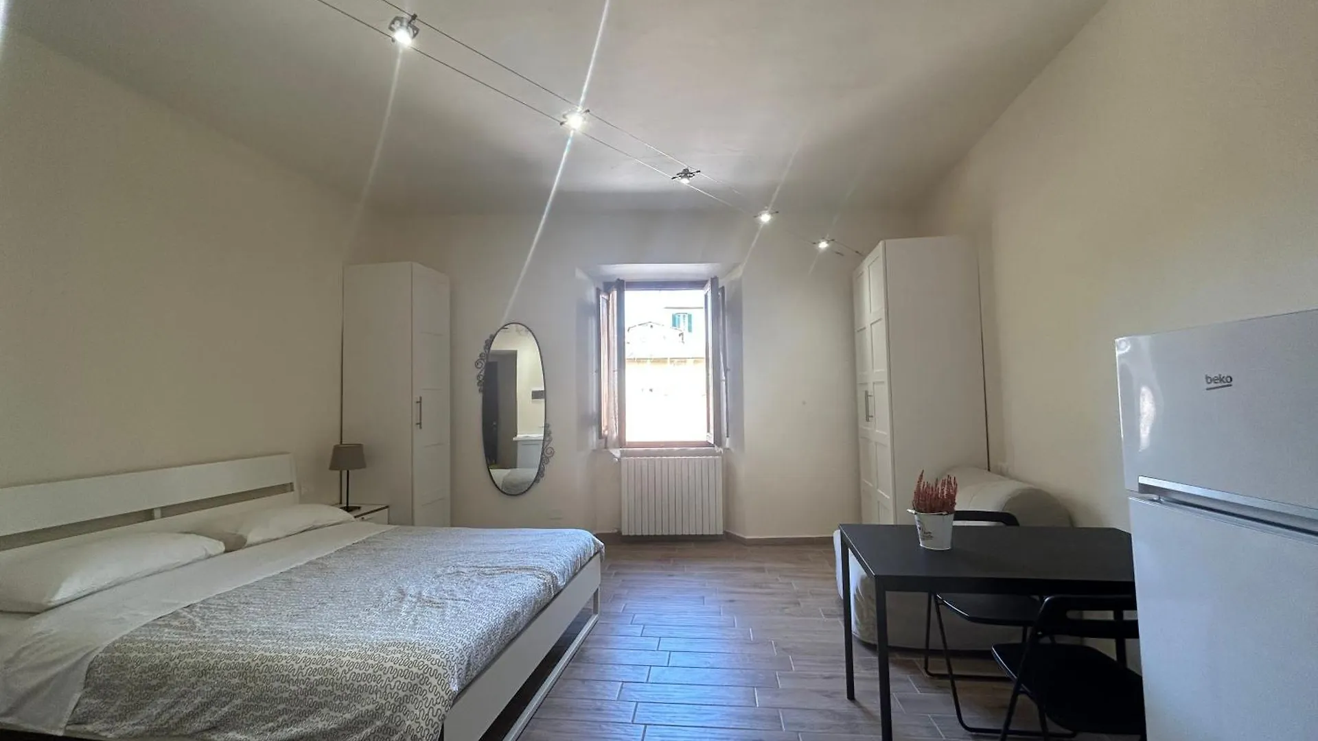 Apartment Nel Centro Della Citta Pistoia Italy