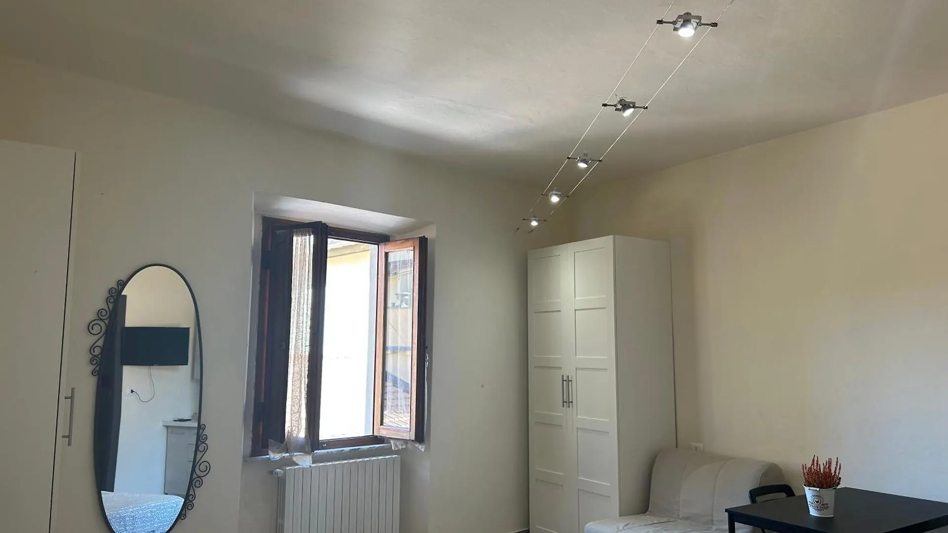 Apartment Nel Centro Della Citta Pistoia Italy